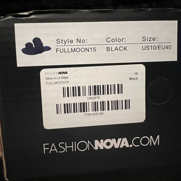Fashion Nova Black Faux Fur Slides - Picture 8 of 9